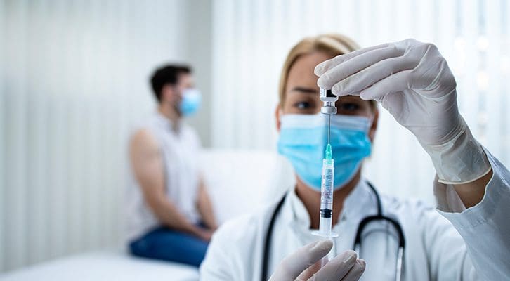 geimpfte-superspreader:-251-mal-hoehere-delta-virenlast-bei-pflegern-in-vietnam
