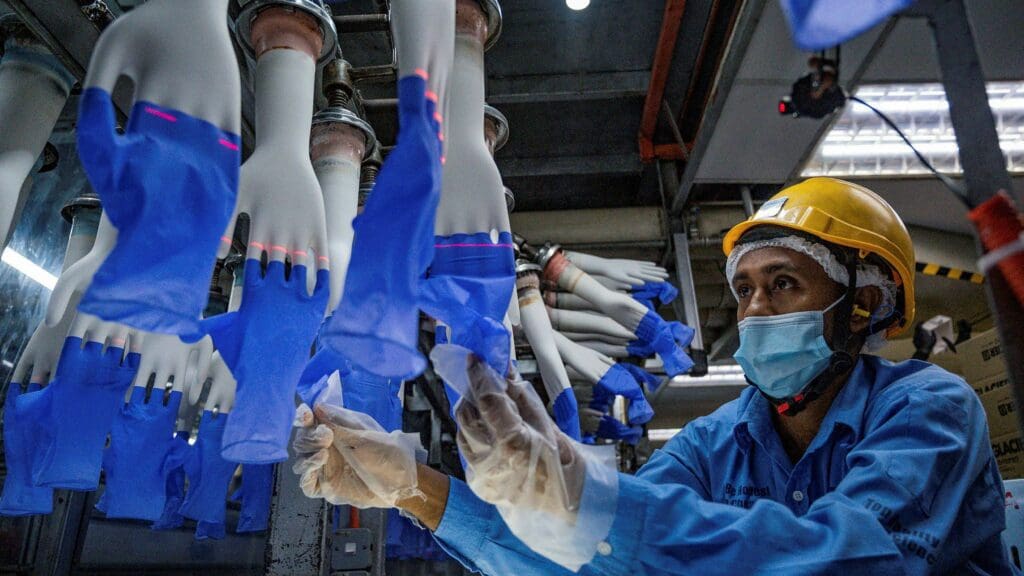 government-inquiry-launched-into-ppe-supplier-accused-of-forced-labour