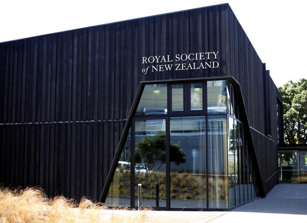 scientist-under-investigation-by-the-royal-society-of-new-zealand-for-defending-science