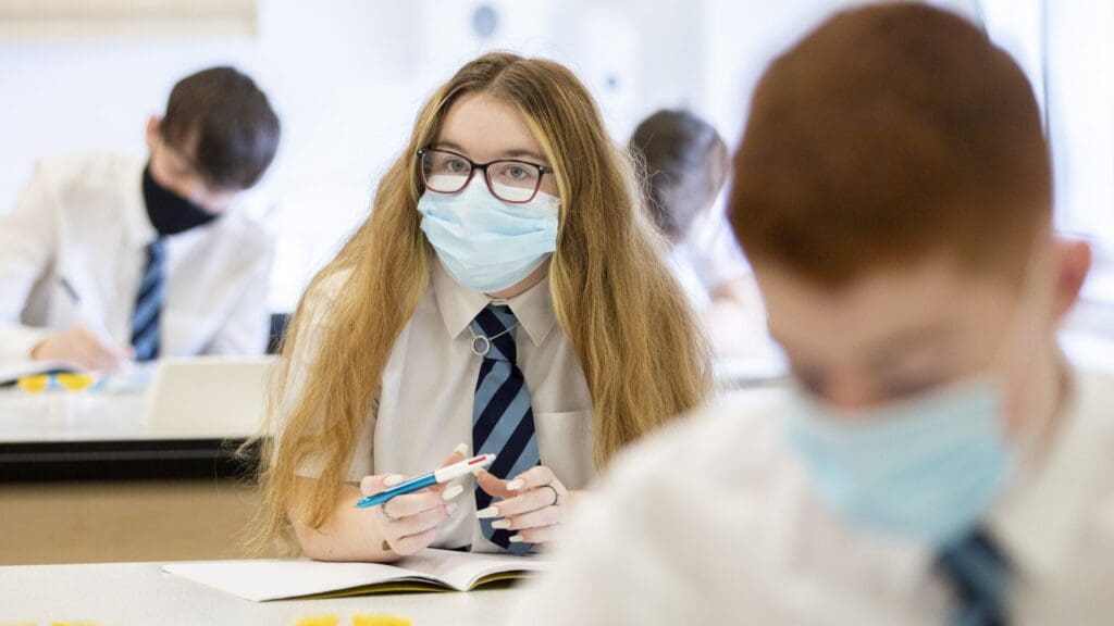 the-government’s-case-for-masks-in-classrooms-accidentally-reveals-they’re-a-terrible-idea