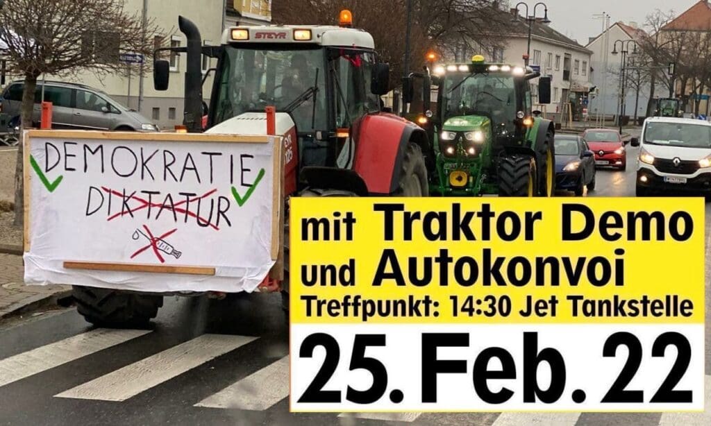 traktoren-fahren-in-niederoesterreich-gegen-impfpflicht-und-fuer-grundrechte