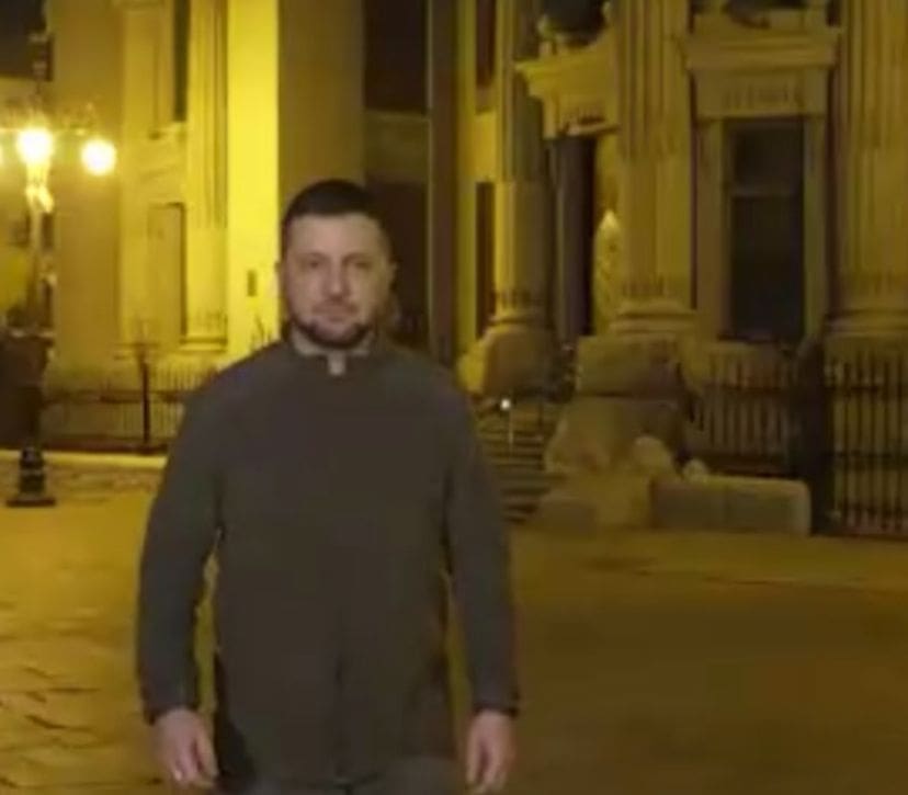 “fake-video”:-ukraine-praesident-selenskyj-koennte-kiew-verlassen-haben