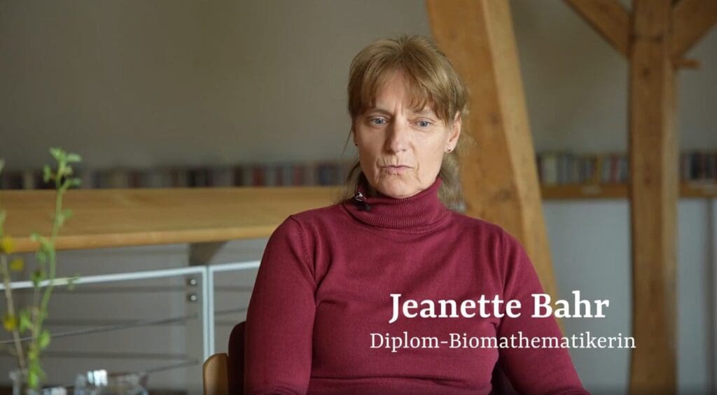 jeanette-bahr-ist-biomathematikerin-&-wurde-wegen-abweichender-corona-einschaetzung-gekuendigt