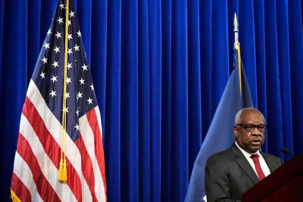 washington-post-fact-checker-spreads-easily-debunked-lie-about-clarence-thomas