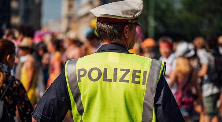 die-deutsche-polizei-hat-die-nase-voll-von-“rassismus-studien”