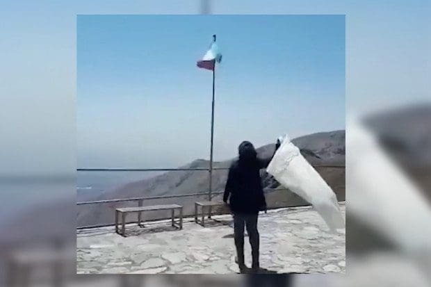 frauen-im-iran-protestieren-wieder-fuer-freiheit-und-gegen-zwangsverschleierung