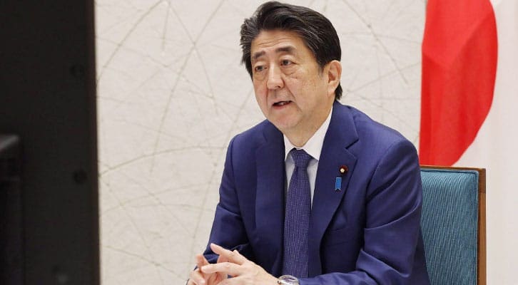 japans-ex-premier-abe-koennte-noch-leben