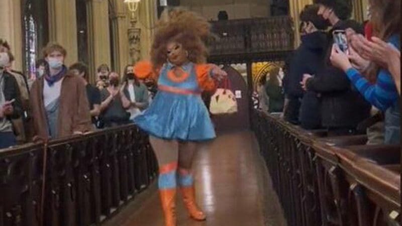 christian-high-school-in-manhattan-hosted-mandatory-drag-show-in-place-of-church-service