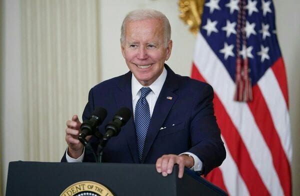 hack-fact-checker-flubs-the-facts-again-in-explaining-away-biden’s-latest-gaffe