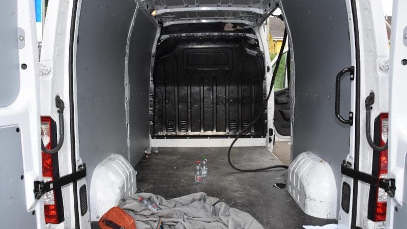 swiss-police-bust-african-smuggling-23-male-migrants-in-cargo-van