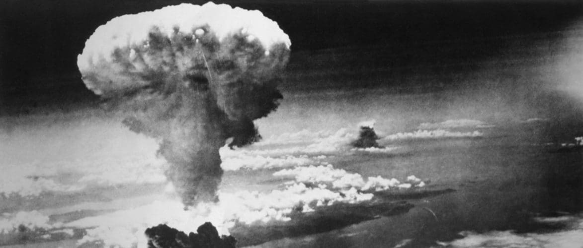 der-atomkrieg-bluff-| von-lothar-obrecht