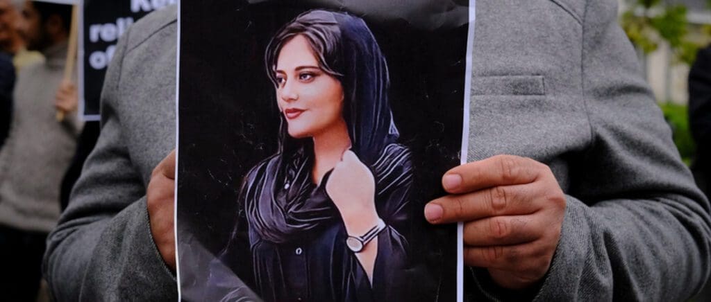 iran:-proteste-und-profiteure-| von-felix-feistel