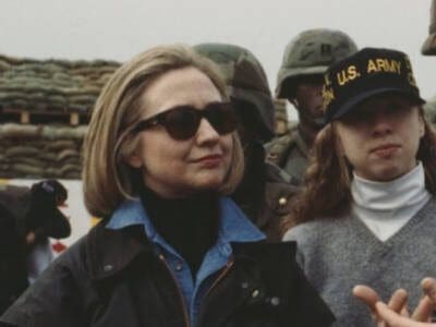 class-act:-hillary-thanks-us-soldiers-on-veterans-day-by-posting-picture…-of-herself