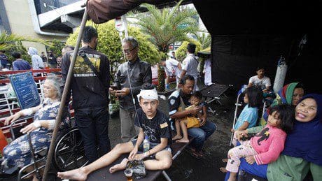 mindestens-162-tote-bei-erdbeben-in-indonesien