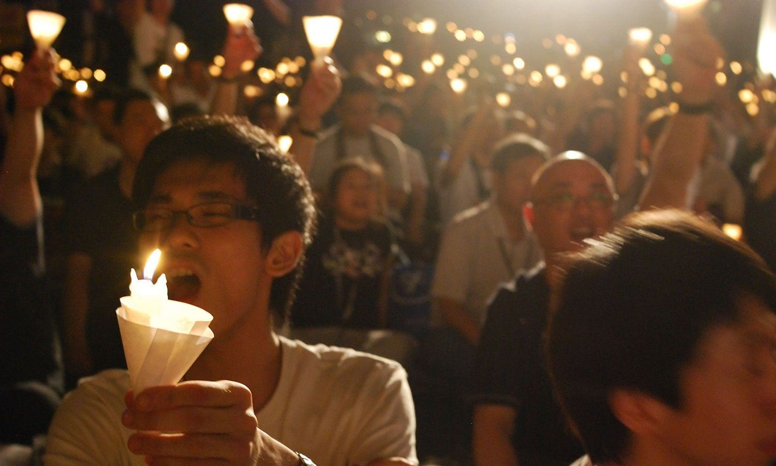 „sie-rufen-freiheit-und-werden-festgenommen!“-der-mainstream-feiert-demonstranten-in-china