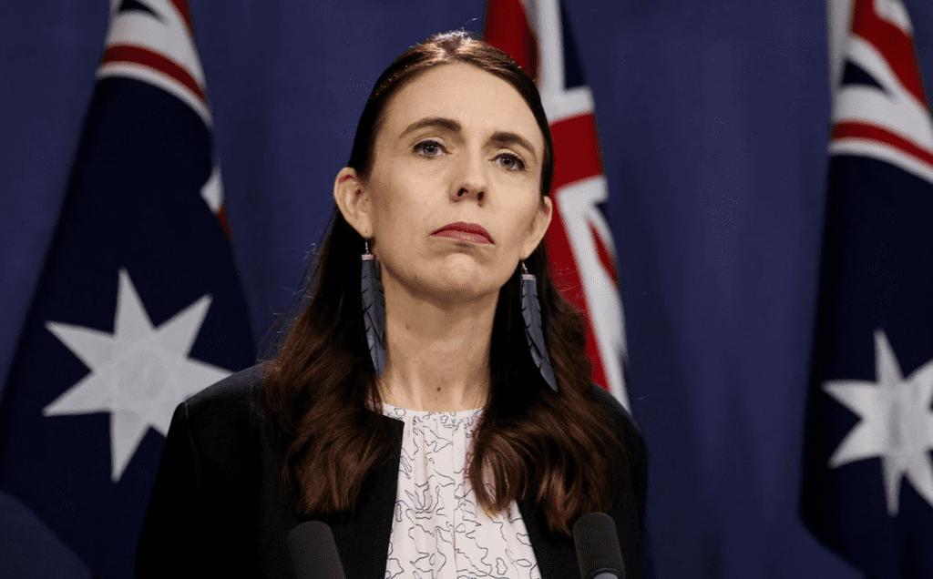 jacinda-ardern’s-popularity-plunges-to-lowest-level-as-opposition-parties-are-poised-to-win-next-election