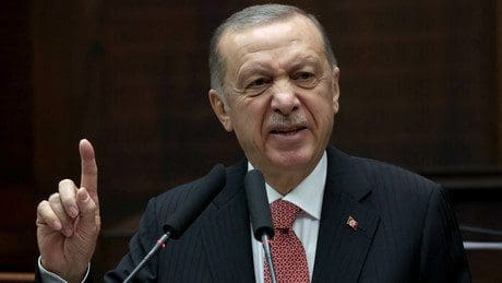 erdogan:-tuerkei-soll-moeglichst-schnell-zu-einem-globalen-zentrum-fuer-gaspreis-bildung-werden