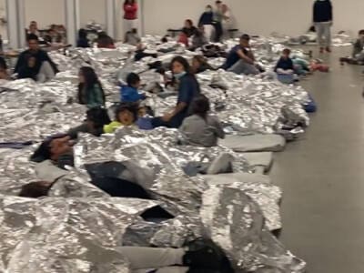 shock-video:-migrant-holding-center-near-breaking-point-in-el-paso,-texas