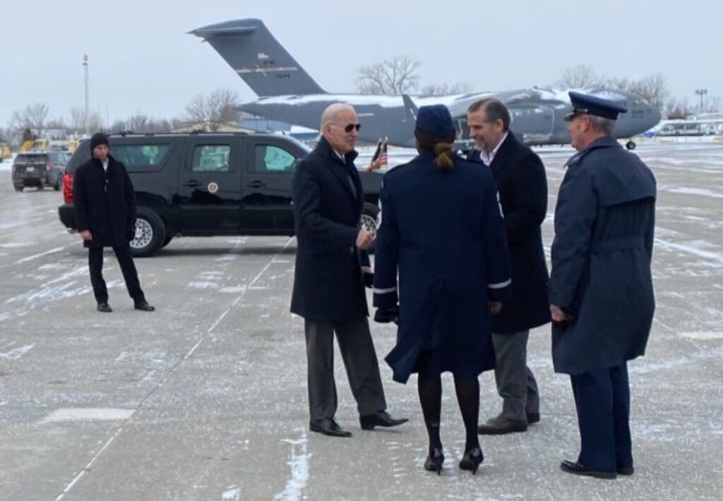 developing:-joe-biden-and-son-hunter-arrive-in-syracuse,-new-york-for-personal-visit-–-biden-tells-reporters-us-is-“gonna-take-care-of”-china-spy-balloon