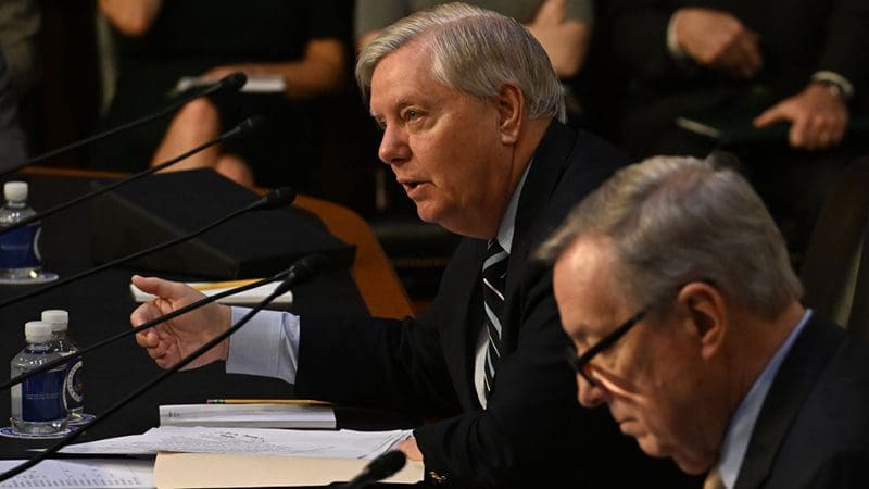 dick-durbin,-lindsey-graham-propose-‘dream-act’-amnesty-for-nearly-2m-illegal-aliens