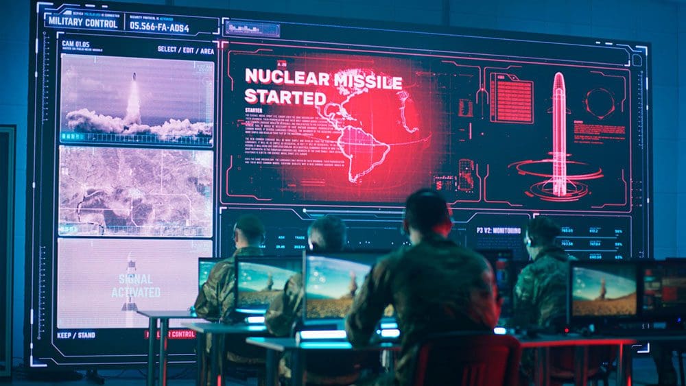 atomkriegsrisiko-und-kuenstliche-intelligenz-–-informatiker-warnen-vor-einem-atomkrieg-aus-versehen
