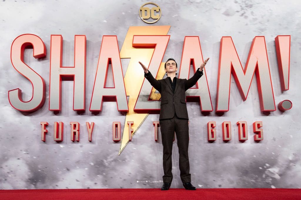 new-‘shazam’-movie-has-gay-super-hero-because-of-course-it-does