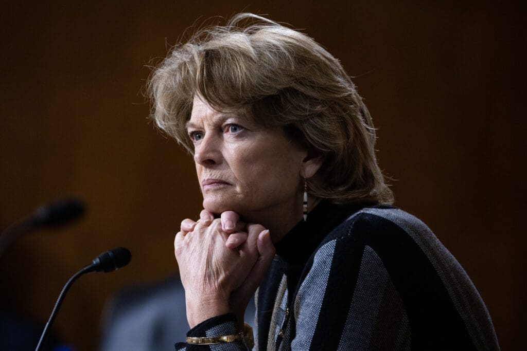 murkowski-won-big-time-with-biden’s-oil-project-she-knows-it,-too.