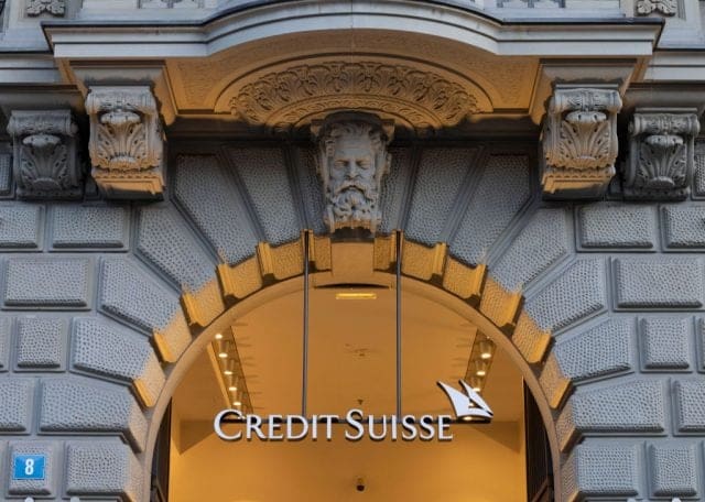 credit-suisse:-fuehrten-milliarden-boni-zum-niedergang?