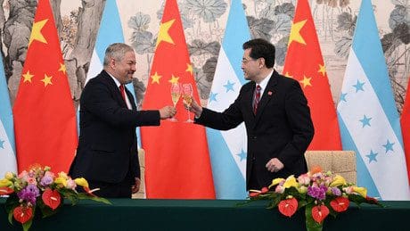 china-und-honduras-nehmen-diplomatische-beziehungen-auf