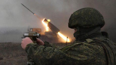 liveticker-ukraine-krieg:-russische-soldaten-zerstoeren-ukrainischen-konvoi-bei-sewersk