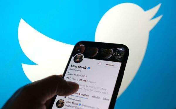 private-twitter-messages-of-elon-musk-accessible-to-us.-intelligence-agencies