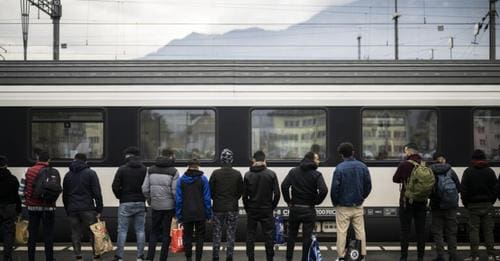 Schweizer Willkommenskultur: 127.000 Menschen stecken im Asyl-Prozess. Manche kommen aus Ländern, die niemand erwarten würde – Die Weltwoche