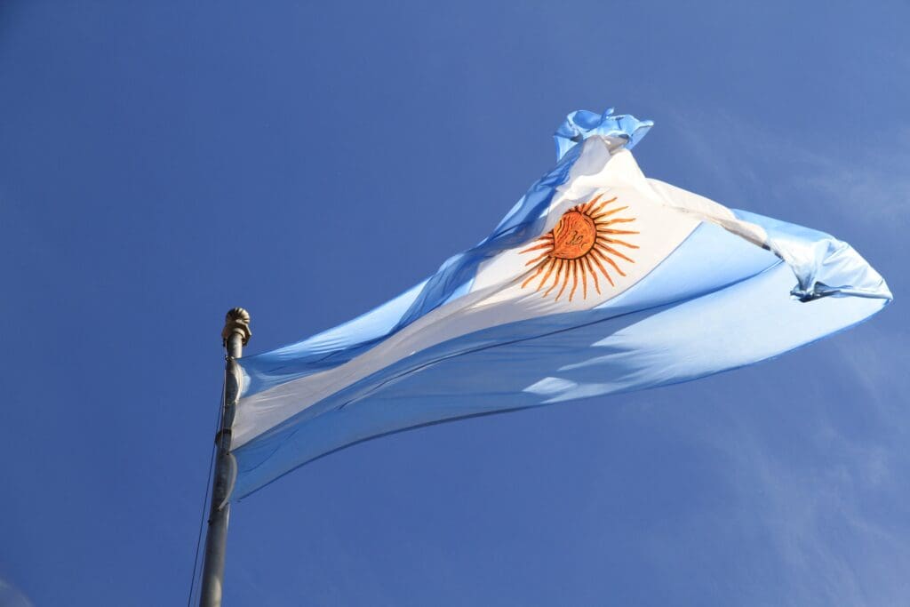 argentinien-gibt-2000-peso-schein-aus