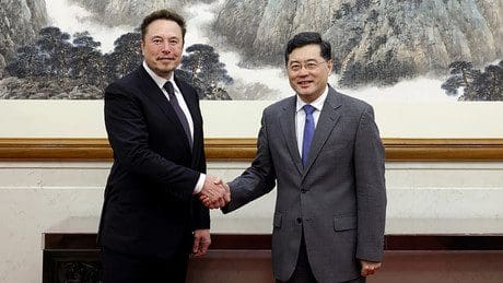 elon-musk-trifft-sich-in-peking-mit-chinas-aussenminister-qin-gang
