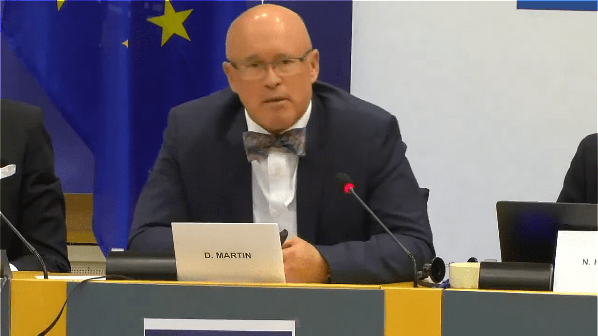 dr-david-martin-bei-hearing-im-eu-parlament-sars-cov-2-gezielt-freigesetzt-um-impfung-zu-verkaufen