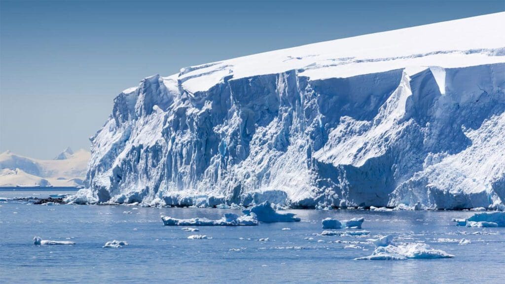 sag-den-pessimisten-und-schwarzsehern-nichts,-aber-das-eis-um-den-„doomsday“-gletscher-thwaites-in-der-antarktis-war-vor-etwa-8.000-jahren-achtmal-duenner
