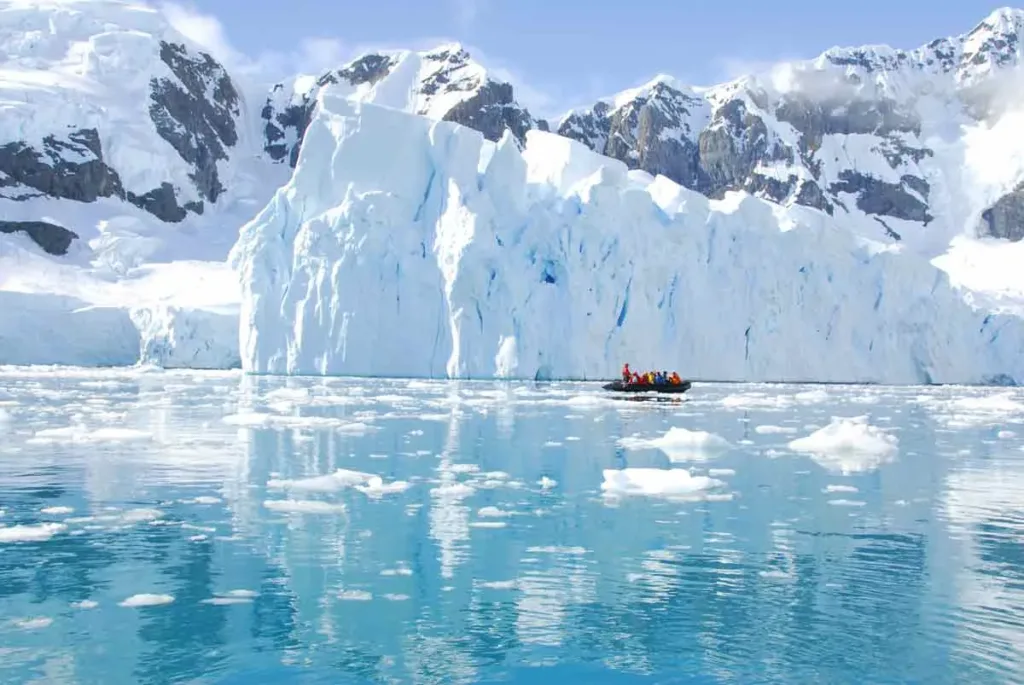 antarctica-sensation-ice-shelves-surrounding-the-continent-grew-in-overall-size-from-2009-2019