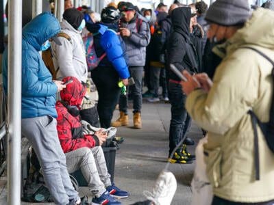 stadt-in-krise-ueberfordertes-nyc-will-kirchen-in-migrantenunterkuenfte-umwandeln