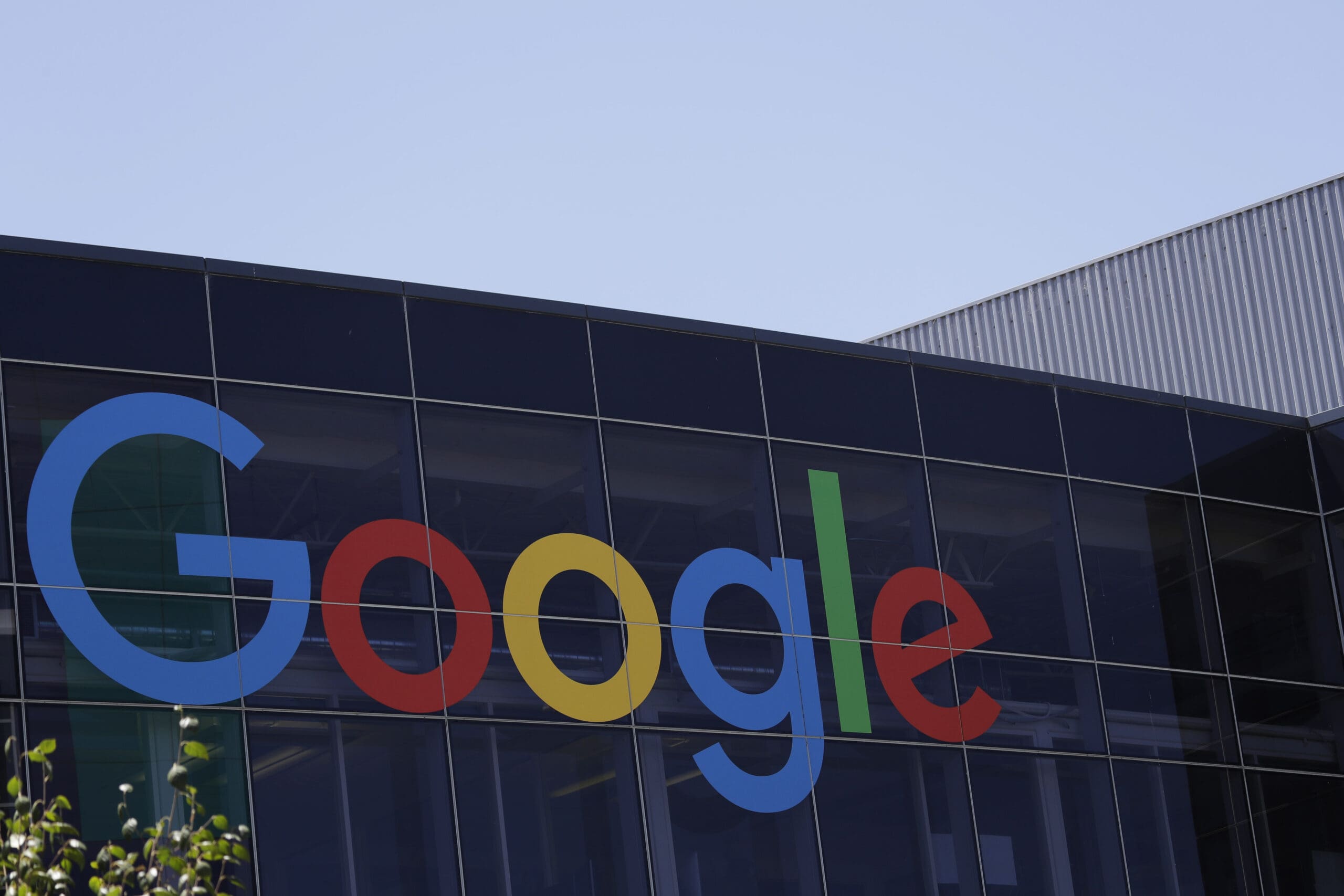google-manager-sagt,-dass-ki-zur-regulierung-von-ki-genutzt-werden-sollte