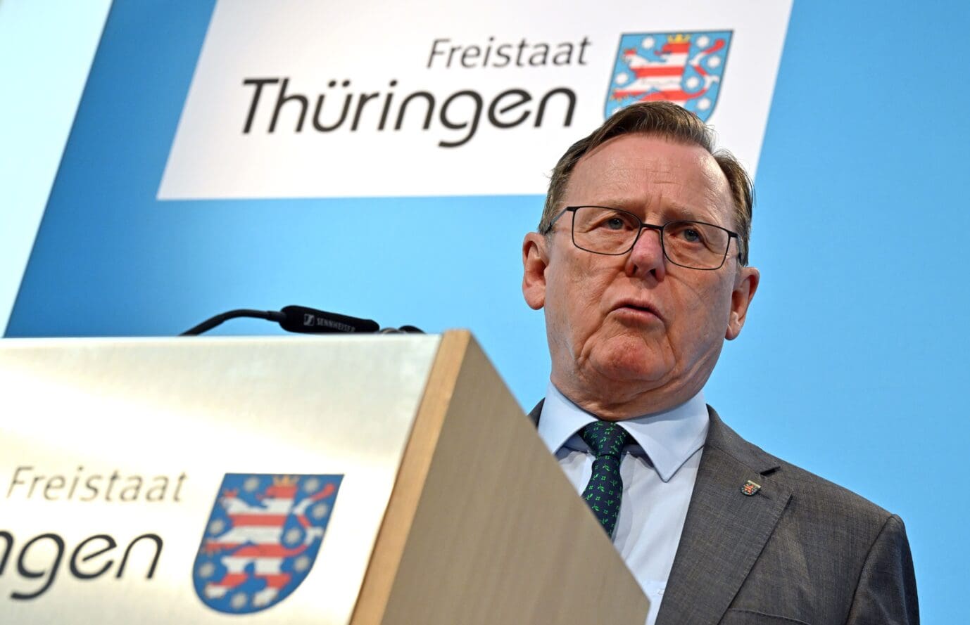 landratswahl-in-thueringen-cdu-linke-gruene-spd-und-fdp-vereinen-sich-gegen-afd