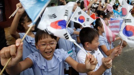 neue-zahlmethode:-sudkoreaner-werden-offiziell-junger