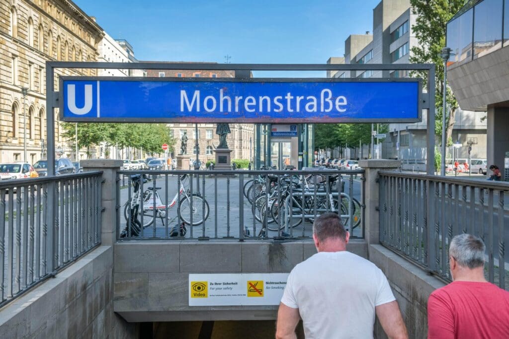urteilsspruch:-verwaltungsgericht-berlin-erlaubt-umbenennung-der-mohrenstrasse