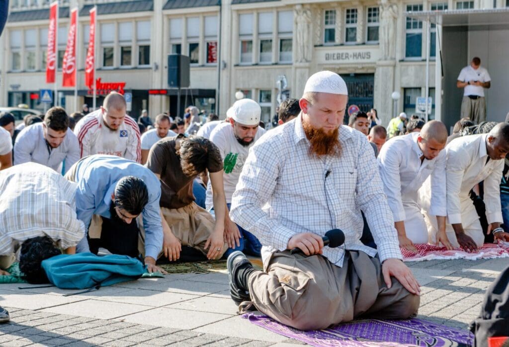 salafisten-planen,-millionen-deutsche-zum-islam-zu-konvertieren:-die-„was-danach“-initiative