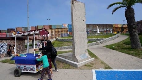 mexiko:-buergermeisterin-von-tijuana-errichtet-ein-stueck-der-berliner-mauer-als-erinnerung-an-die-us-grenze