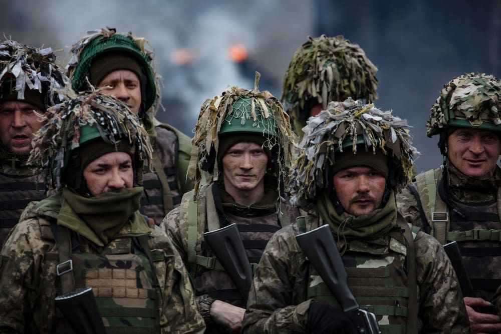 200.000-ukrainische-wehrpflichtige-fliehen-nach-deutschland-waehrend-baerbocks-sieg-gegen-russland