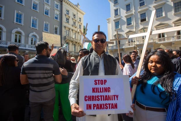 das-auswaertige-amt-gibt-eine-nichtssagende-antwort-auf-die-unruhen-gegen-christen-in-pakistan