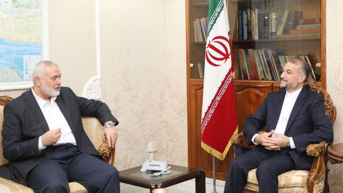 iranischer-aussenminister-trifft-sich-nach-terroranschlag-mit-hamas-fuehrer