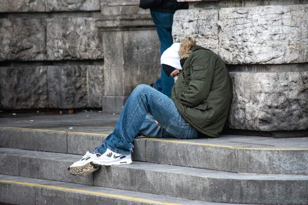 anzahl-der-obdachlosen-menschen-in-den-usa-erreicht-rekordniveau-im-jahr-2023:-bericht