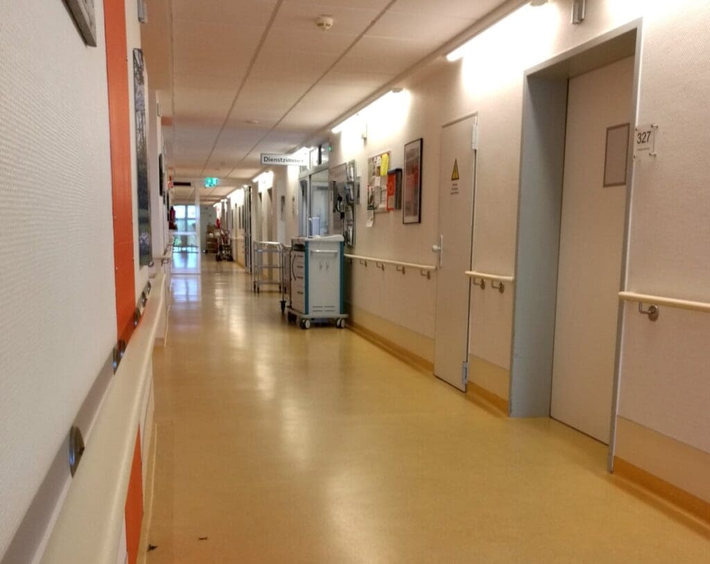 kliniksterben-vorherbestimmt-durch-lauterbachs-krankenhaus-reform