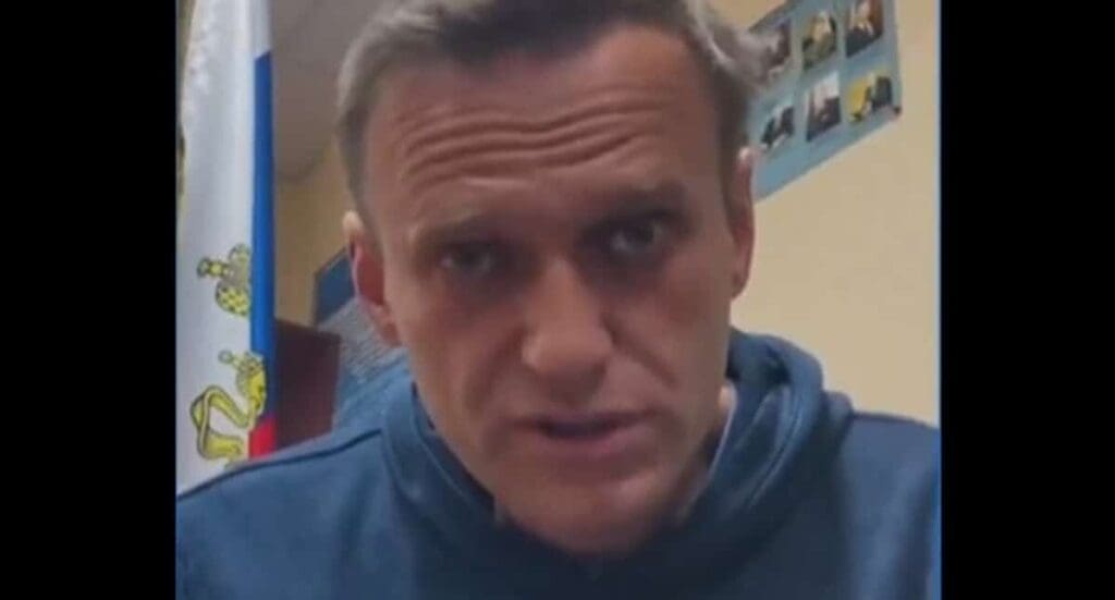 navalny-berichtet,-dass-er-in-einzelhaft-in-einem-arktischen-gefaengnis-festgehalten-wird